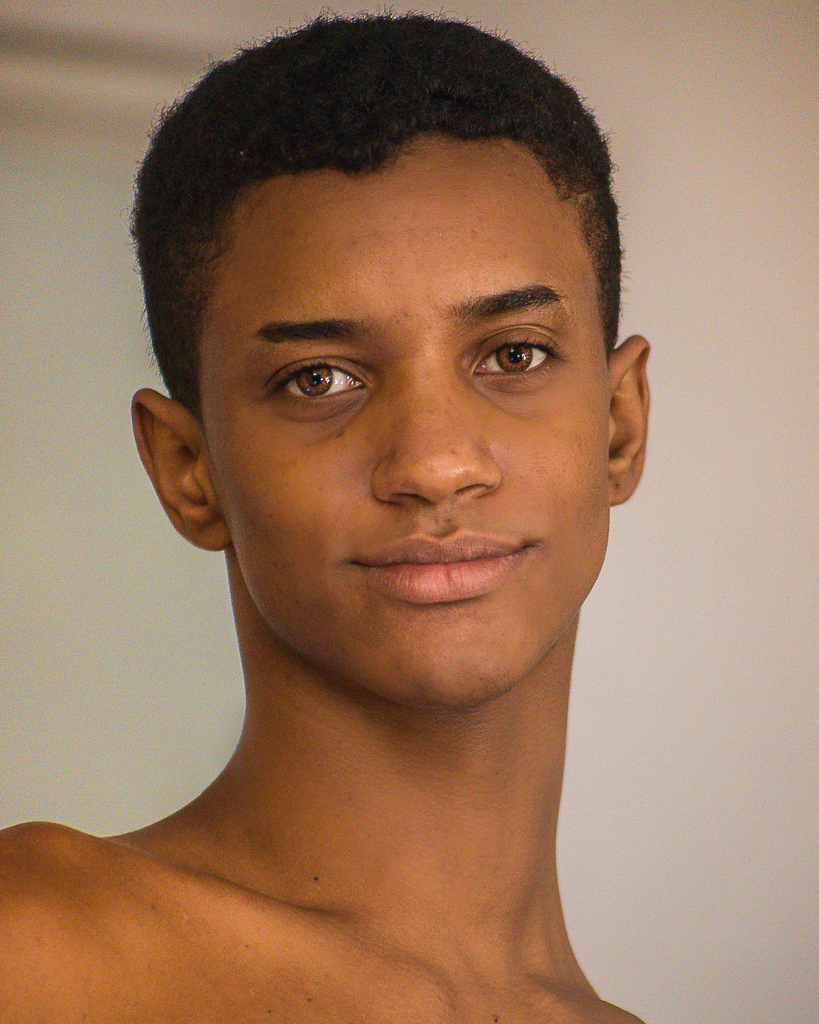 custom_resized_74ec99b3-cbb0-42ff-b3d8-73c00efa2143